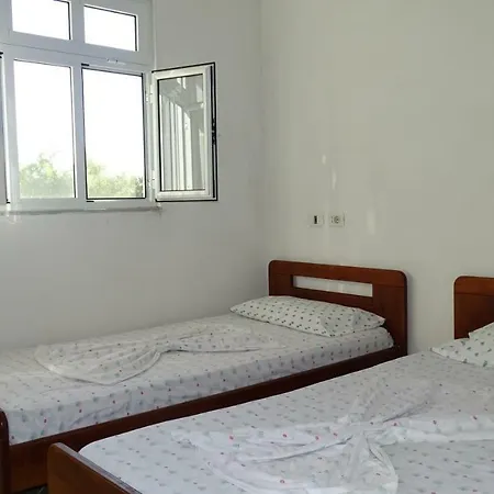 Farm stay Petro's Riverside *